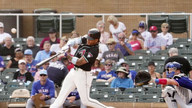 Ketel Marte batting